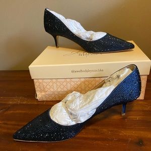 Size 10 navy blue sparkle heels. Brand new. Never worn.